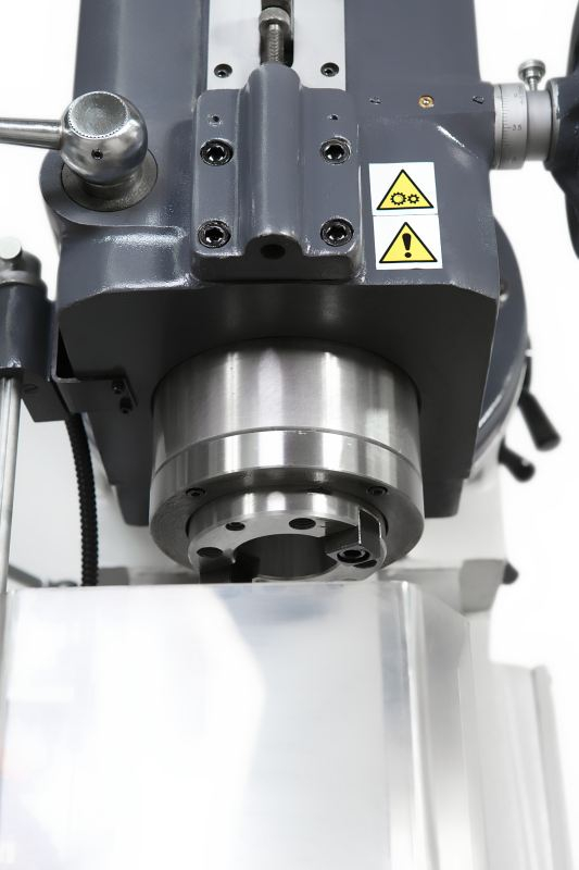 Máquina de moagem e perfuração UWF130