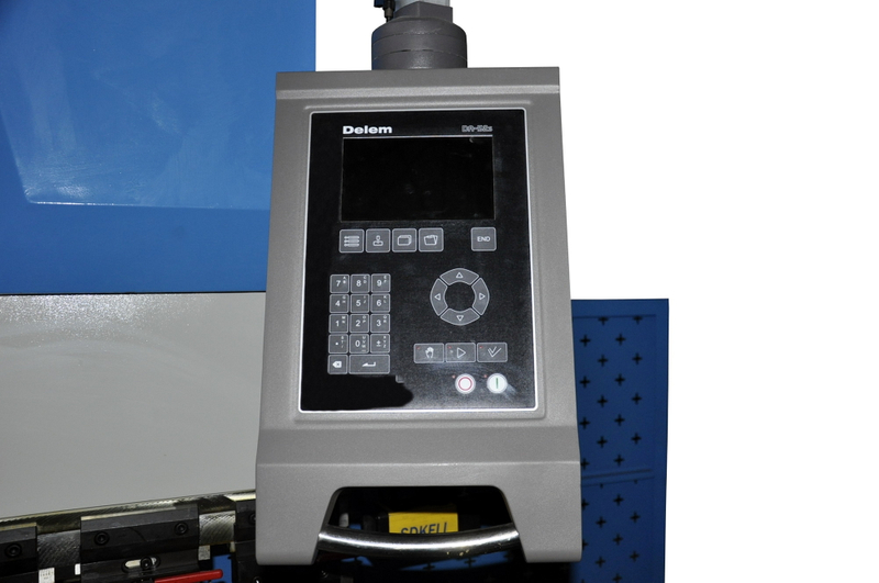 Hydrauliczna Prasa CNC 3200 x 160T