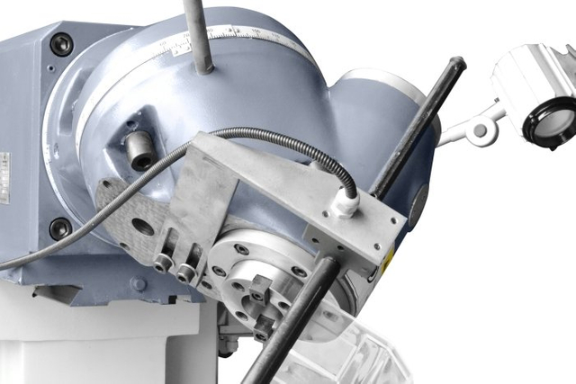 Máquina de moagem universal UWF 110L servo