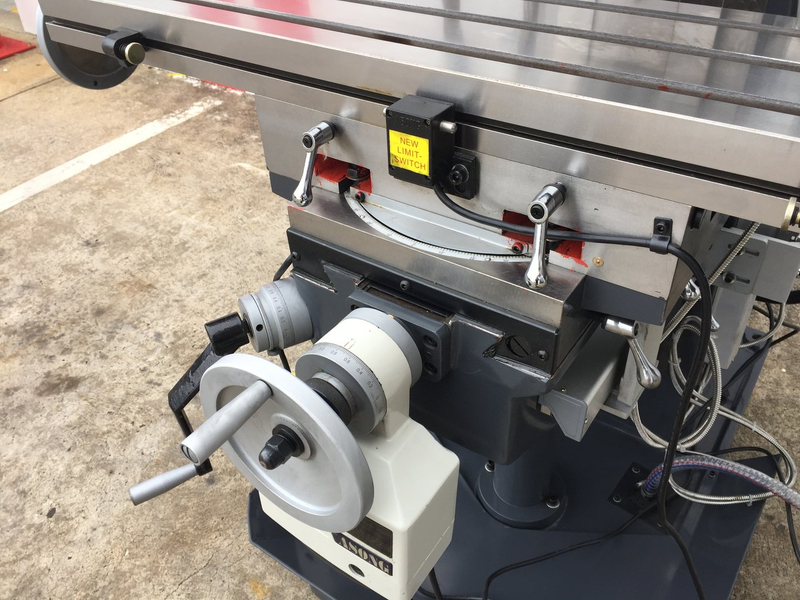 ZX7550CW Universal Mill Gear Drive com 3 eixos de leitura digital,