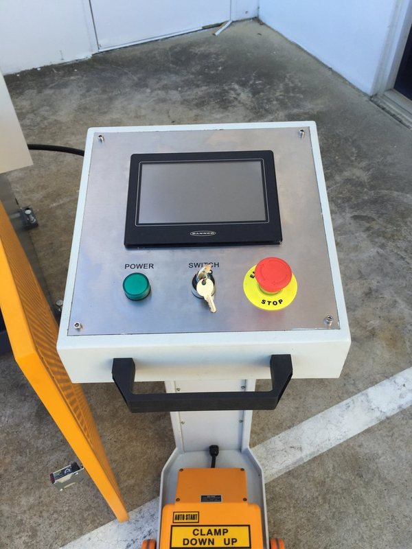  Pasta Industrial HFM-4-2500B Full Hydraulic PanBrake com Touch Screen Controller