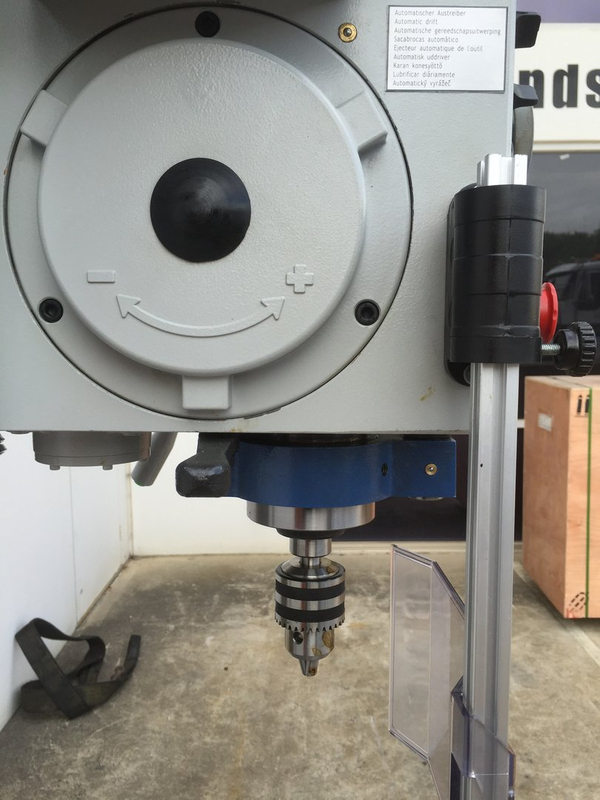 Gpd50ar. 415Volt, exercícios de cabeça com engrenagem com capacidade de 50 mm com alimentação de energia, tabela de energia para cima e para baixo, líquido de arrefecimento