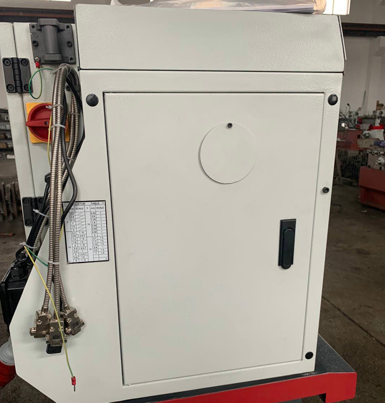 Velocidade variável Big Spindle torno C0636DV/1000