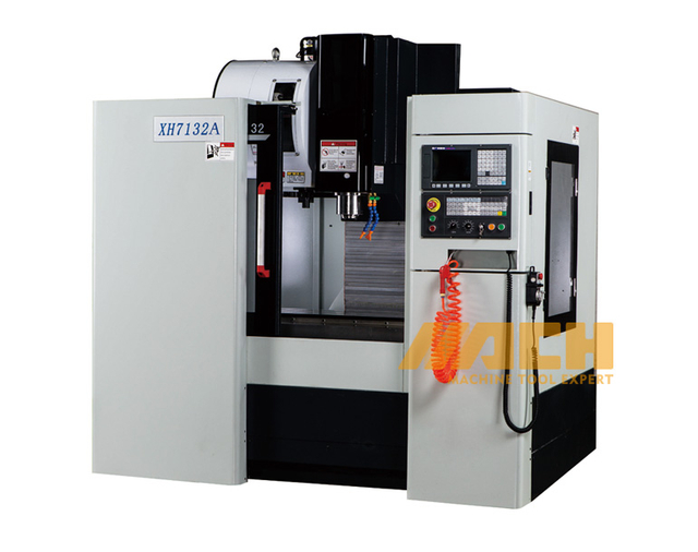 Máquina de moagem CNC Modelo: XH7132