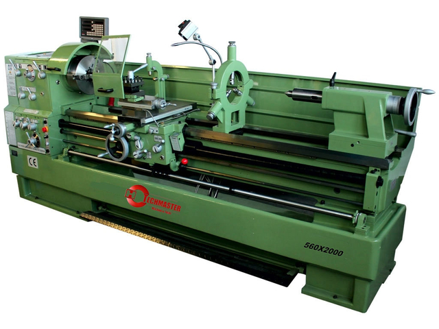 Torno universal c560 x 2000