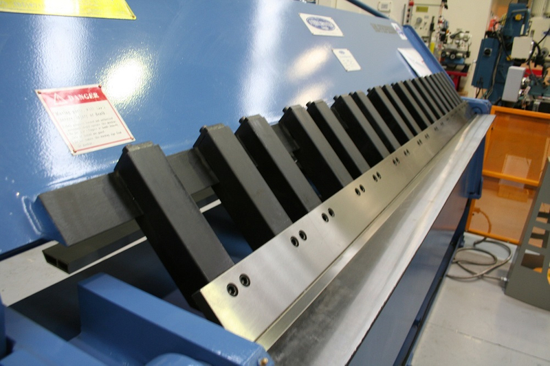 FHPB2506. Pasta PanBrake. Hidráulico completo. 2500 mm x 5mm com configuração rápida de dobra de ângulo.