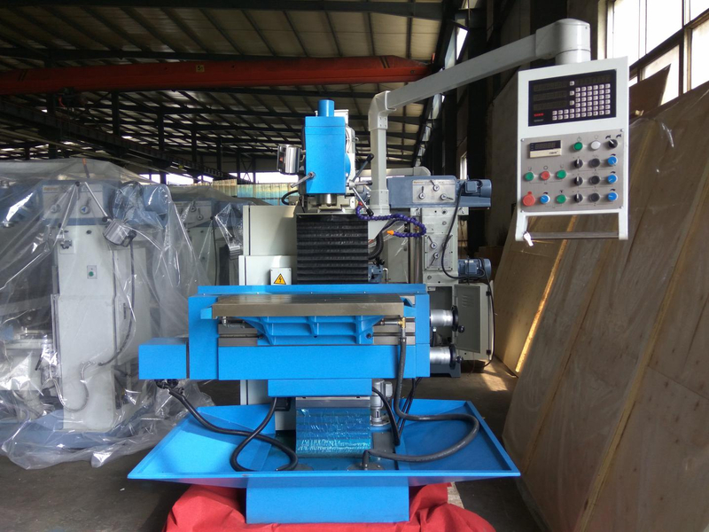 Máquina de moagem de ferramentas XL8140