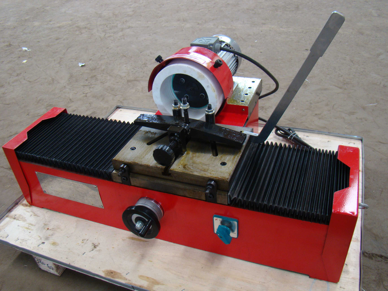 Máquina de moagem de tampa e haste DM50