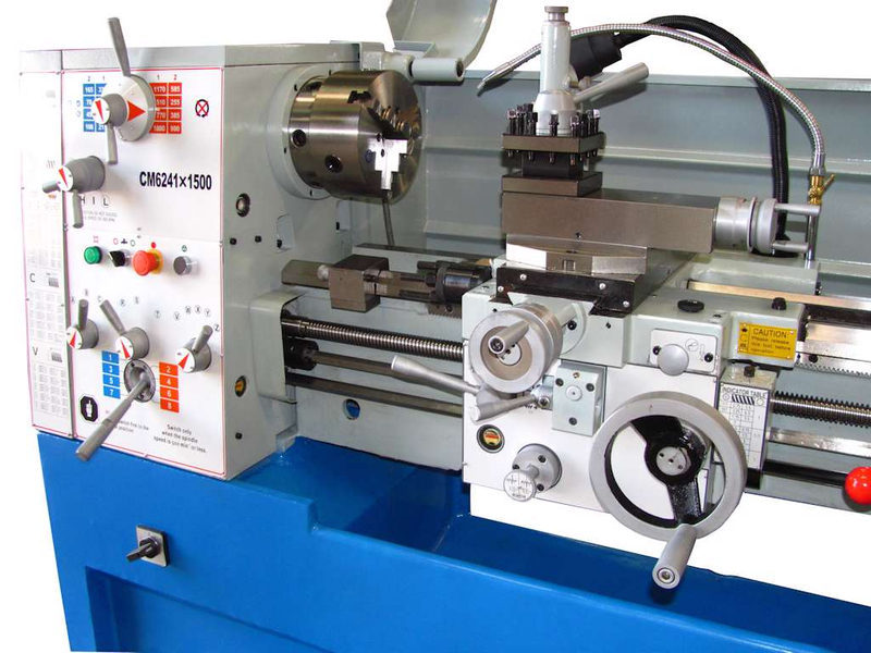 Torno do motor CM6241x1500