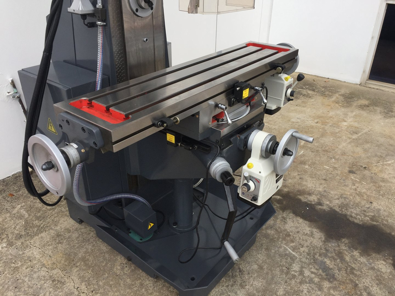 ZX7550CW Universal Mill Gear Drive com 3 eixos de leitura digital,