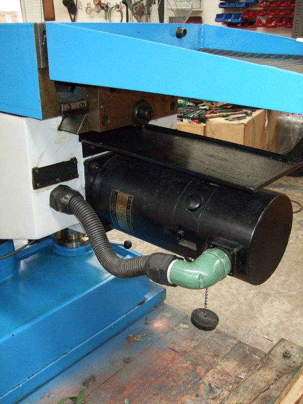 MHD2000. Universal Mill. Tabela ISO 50, 2000mm x 500mm, 3 eixos servo e feeds,