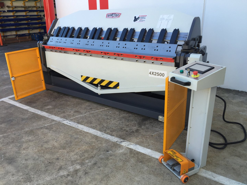  Pasta Industrial HFM-4-2500B Full Hydraulic PanBrake com Touch Screen Controller