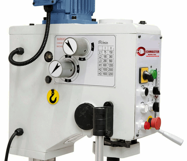 Máquina de perfuração de cabeça de alimentação automática